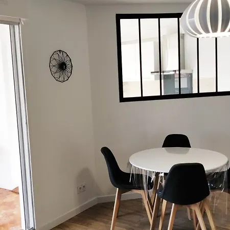 T2 55m2 Proche Centre Et Gare Avec Parking Apartmán Perpignan